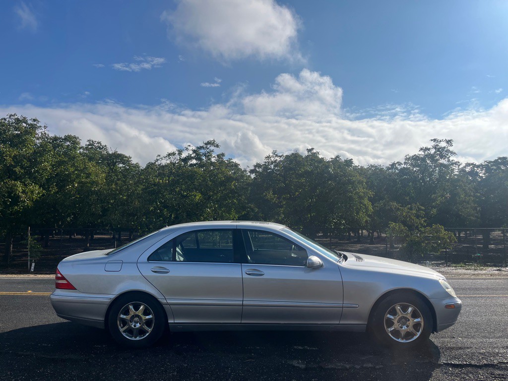 2000 Mercedes-Benz S-Class Image 3