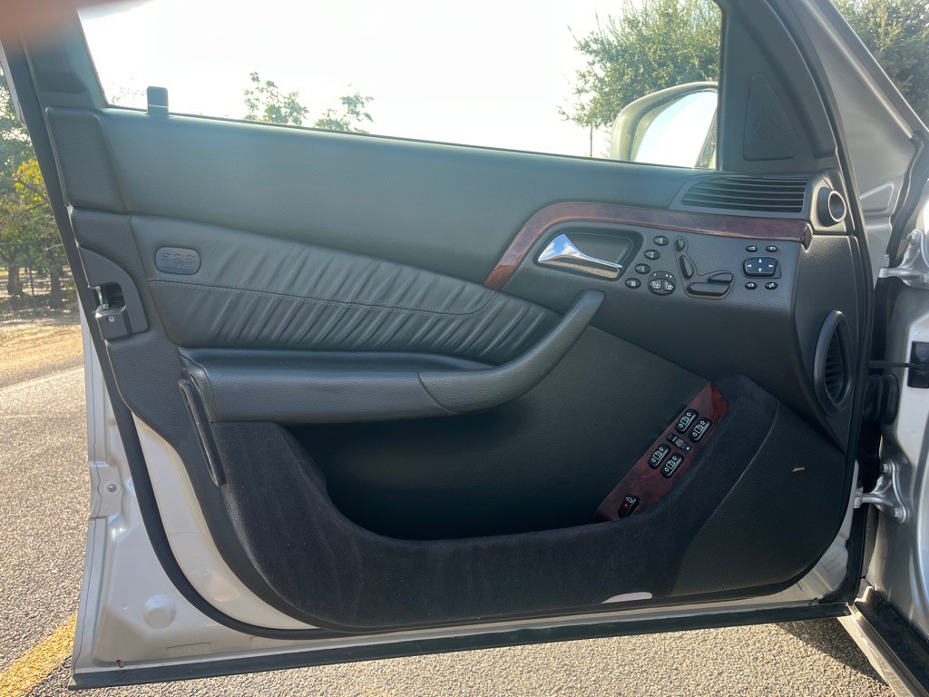 2000 Mercedes-Benz S-Class Image 20
