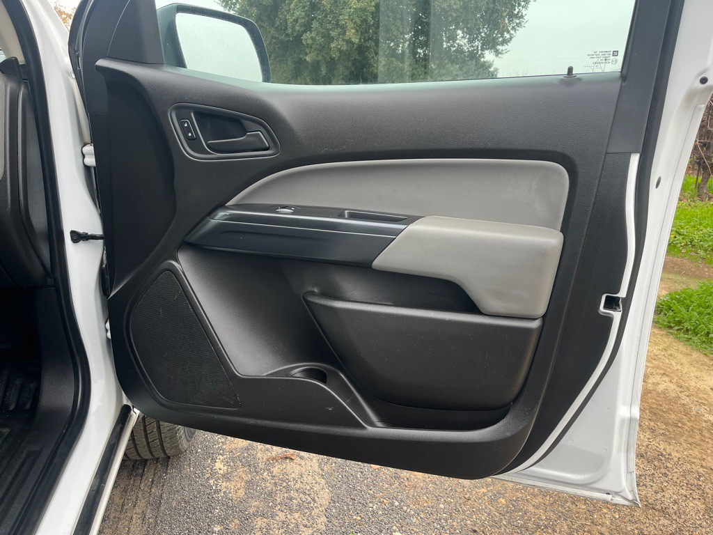 2016 Chevrolet Colorado Image 8