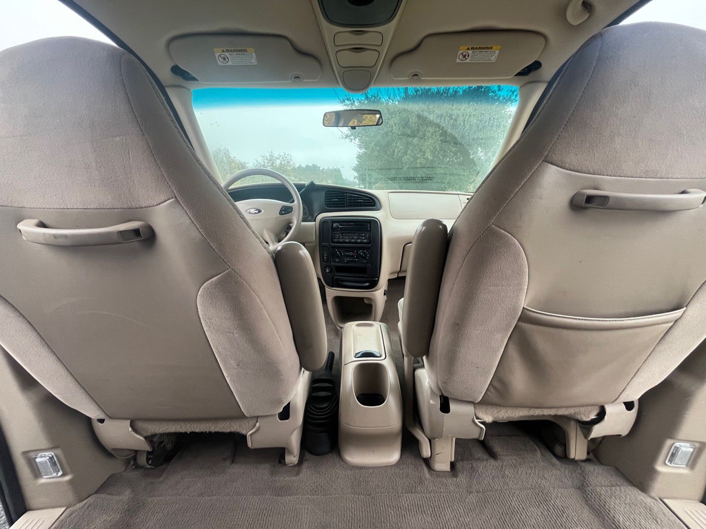 2003 Ford Windstar Image 23