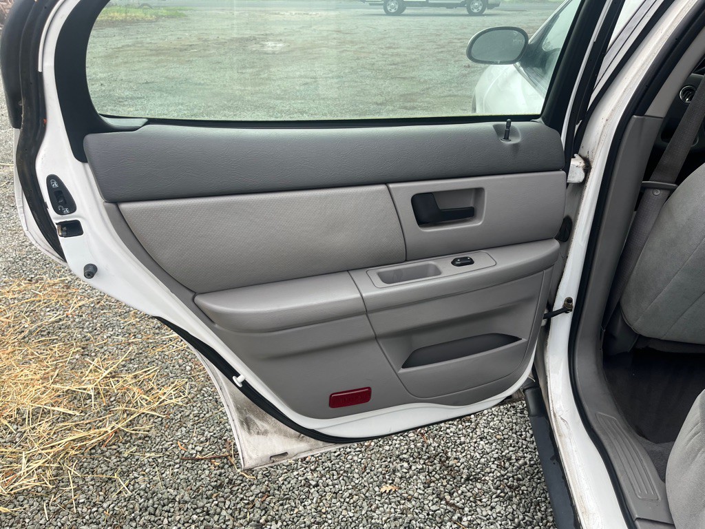 2003 Mercury Sable Image 18