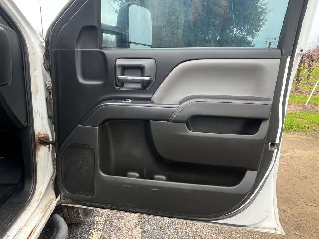 2015 Chevrolet Silverado 1500 Image 12