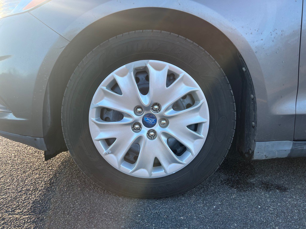 2013 Ford Fusion Image 5