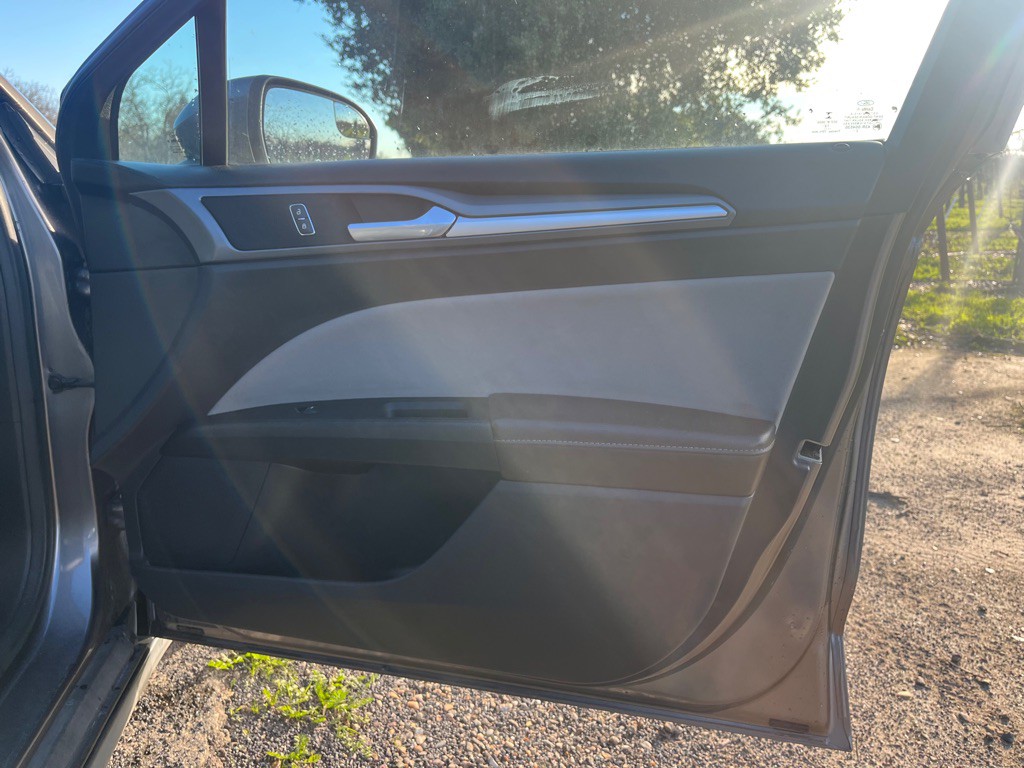 2013 Ford Fusion Image 10