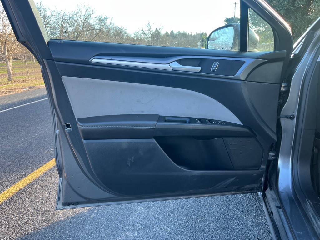 2013 Ford Fusion Image 21