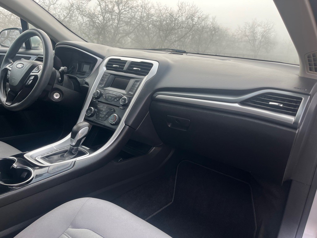 2014 Ford Fusion Image 9