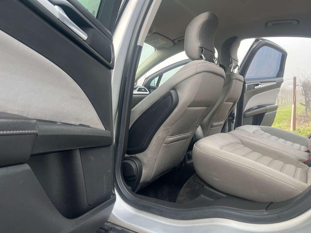 2014 Ford Fusion Image 18