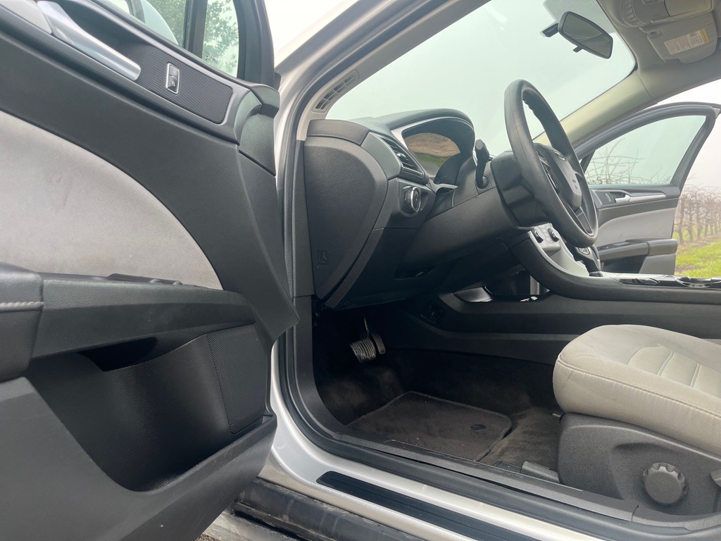 2014 Ford Fusion Image 22