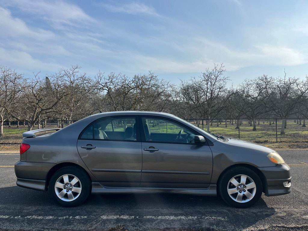 2007 Toyota Corolla Image 5