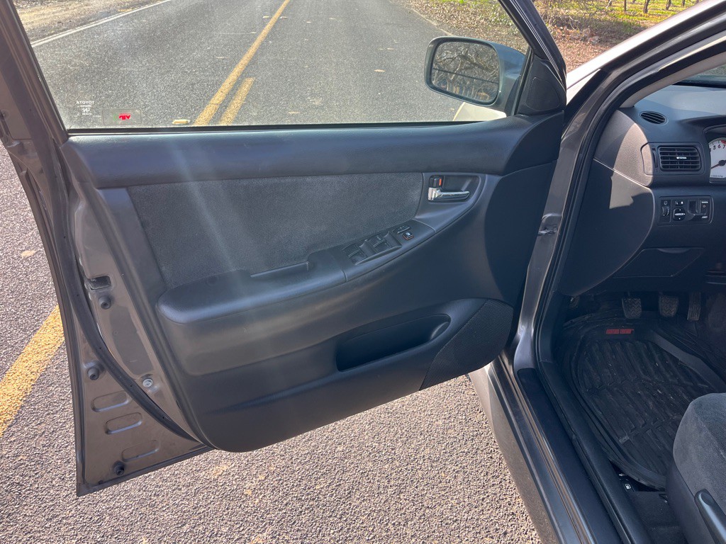 2007 Toyota Corolla Image 11