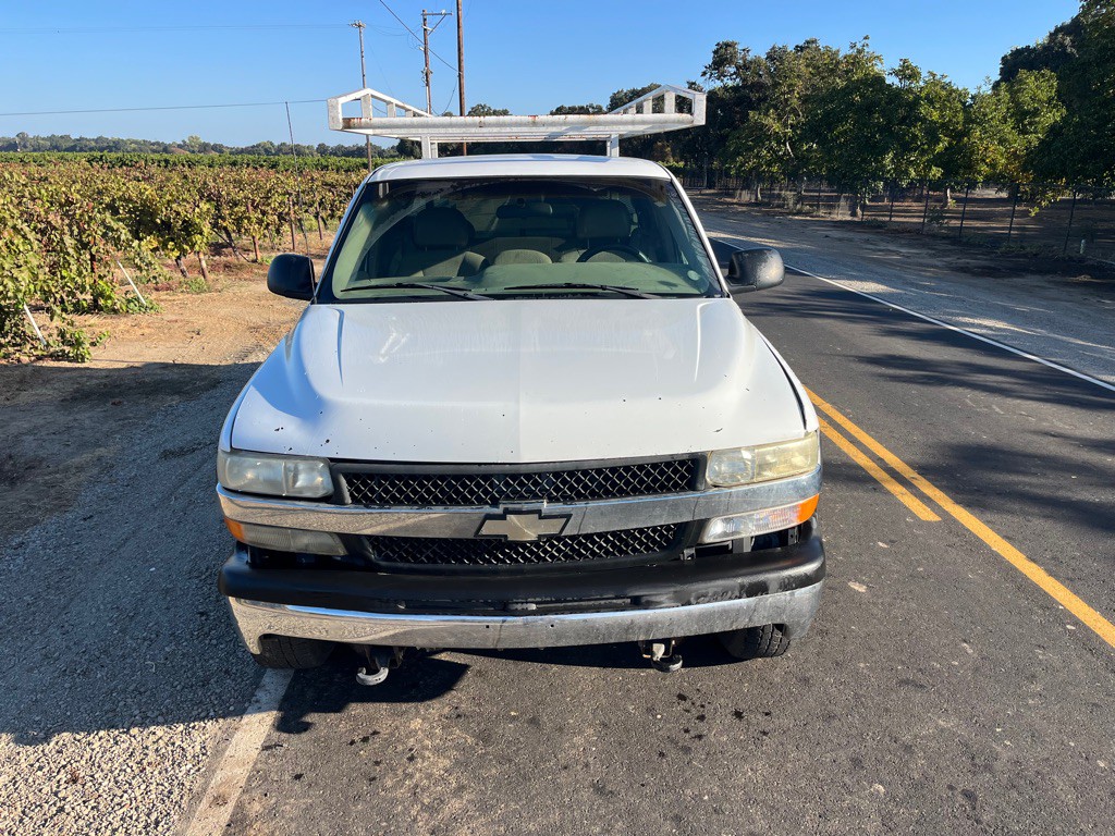 2001 Chevrolet Silverado 1500 Image 3