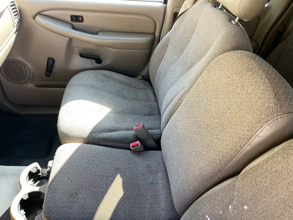 2001 Chevrolet Silverado 1500 Image 25