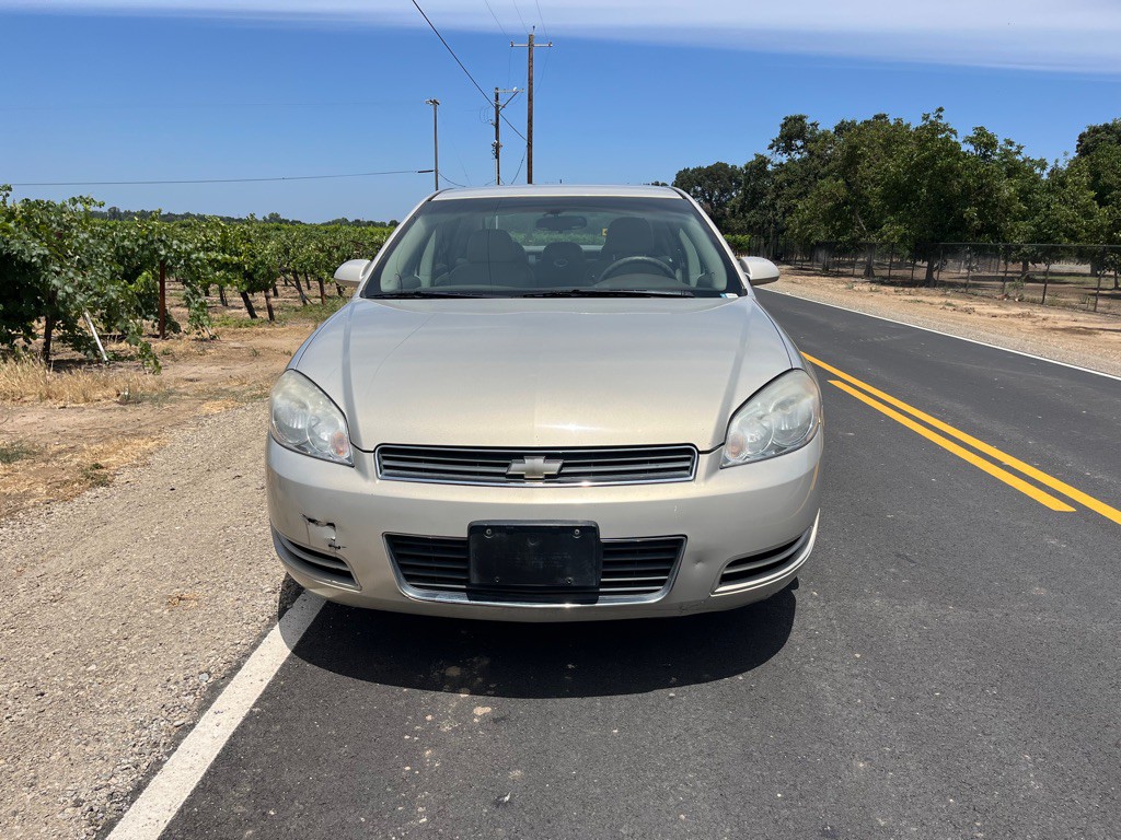 2008 Chevrolet Impala Image 2