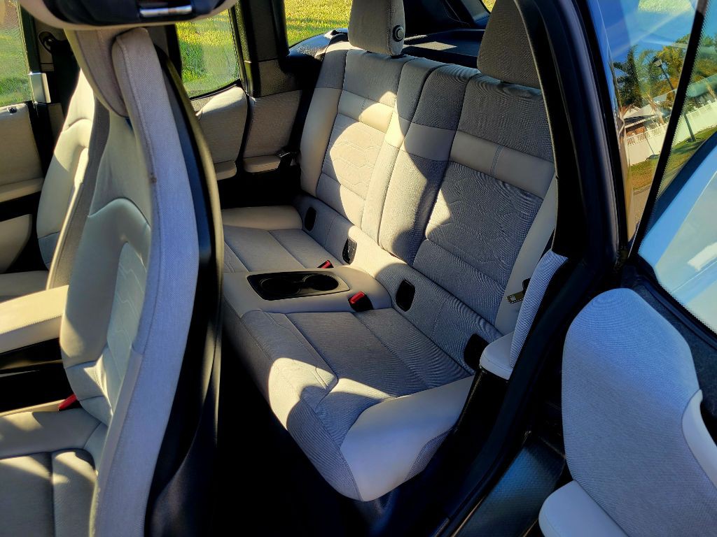 2016 BMW i3 Image 8