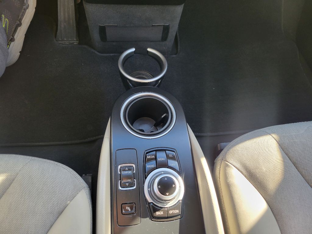 2016 BMW i3 Image 13