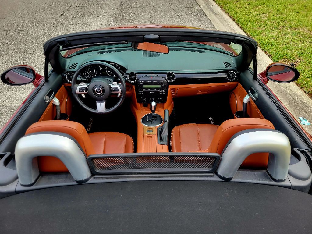 2006 Mazda MX-5 Miata Image 8