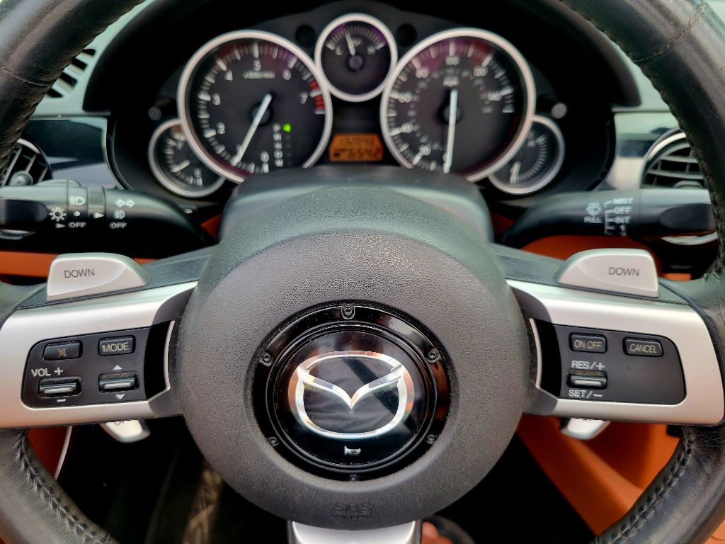 2006 Mazda MX-5 Miata Image 15