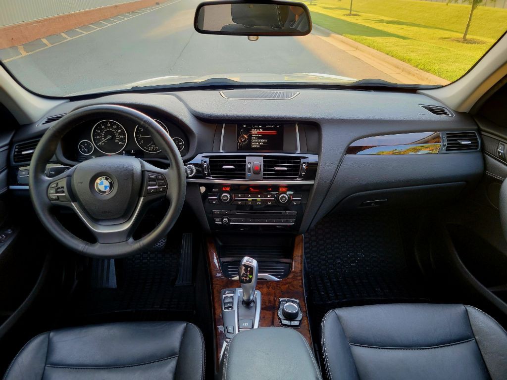 2017 BMW X3 Image 8