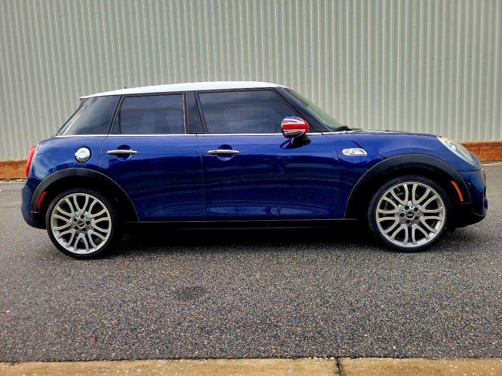 2015 MINI Cooper Image 6