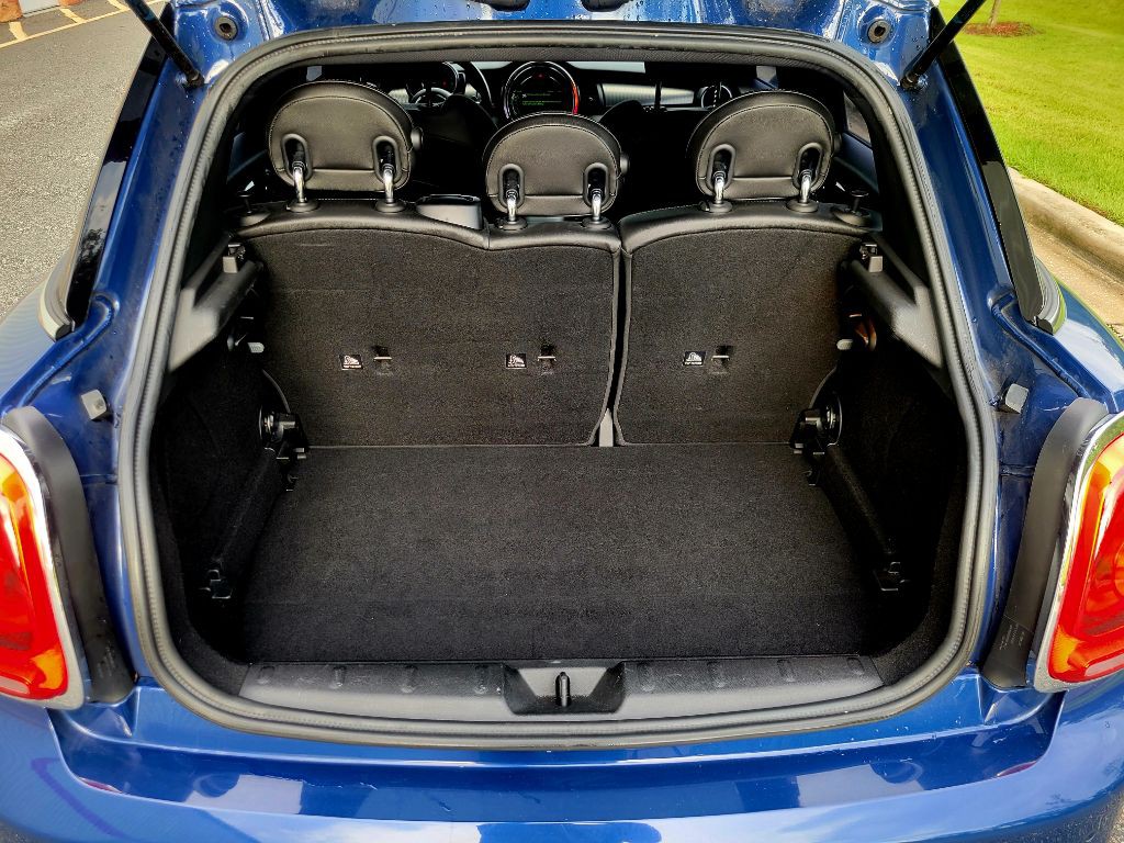 2015 MINI Cooper Image 10