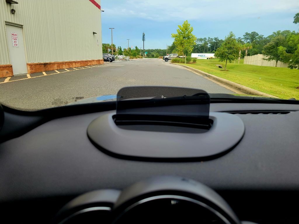2015 MINI Cooper Image 16
