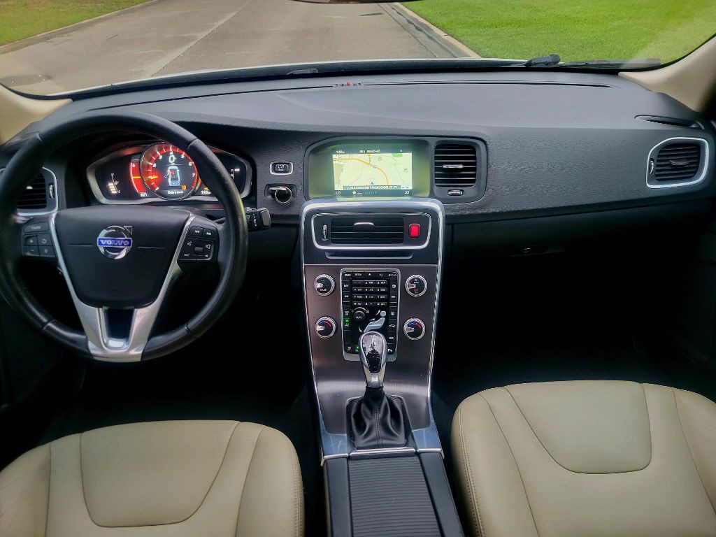 2016 Volvo S60 Image 7