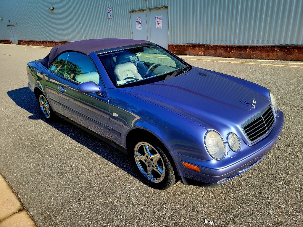 1999 Mercedes-Benz CLK-Class Image 3