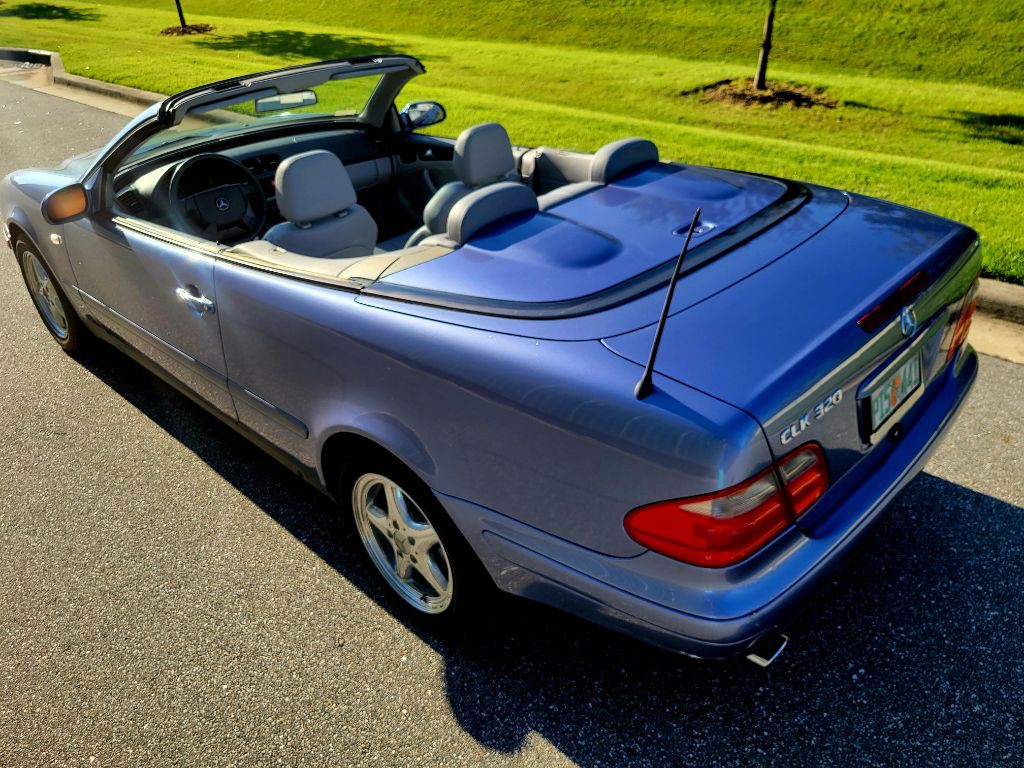 1999 Mercedes-Benz CLK-Class Image 6