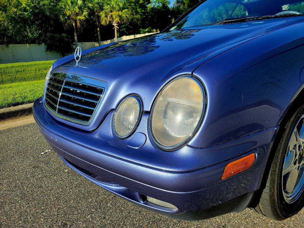 1999 Mercedes-Benz CLK-Class Image 8