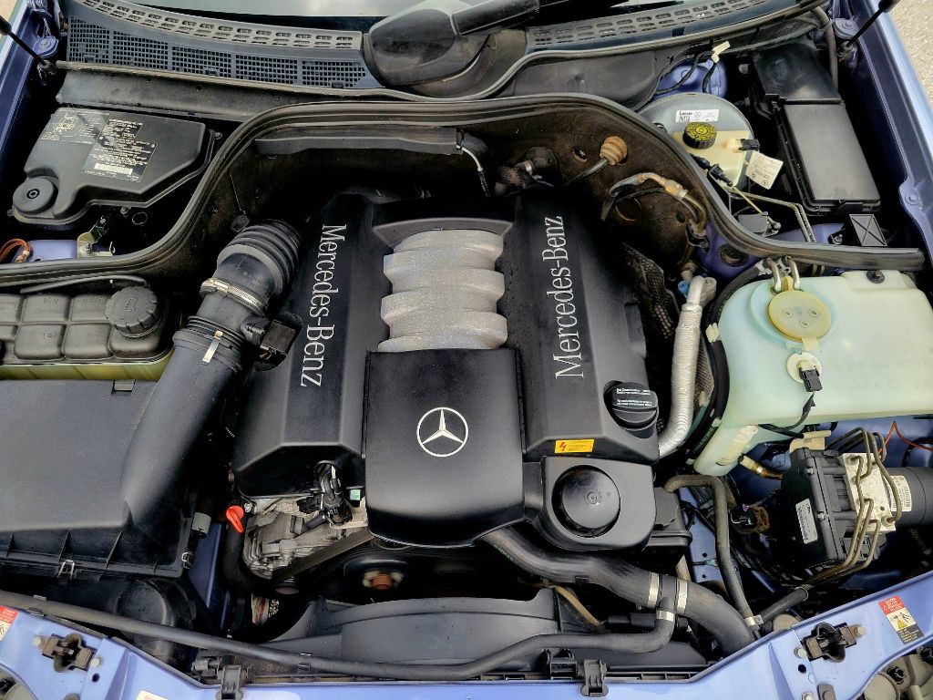 1999 Mercedes-Benz CLK-Class Image 21