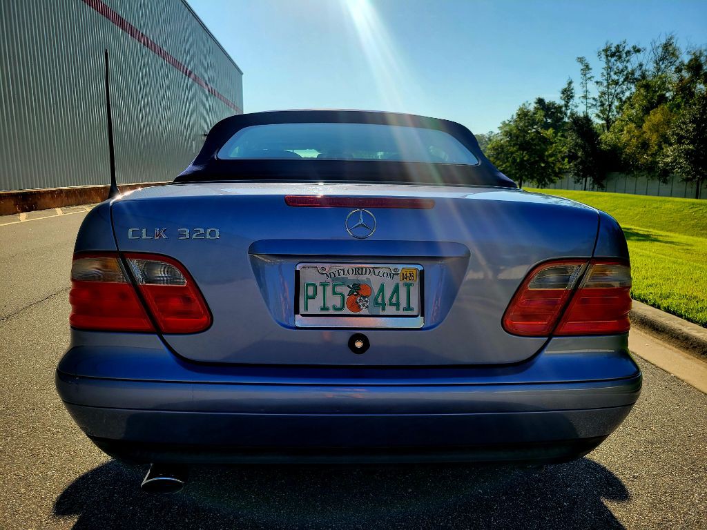 1999 Mercedes-Benz CLK-Class Image 26