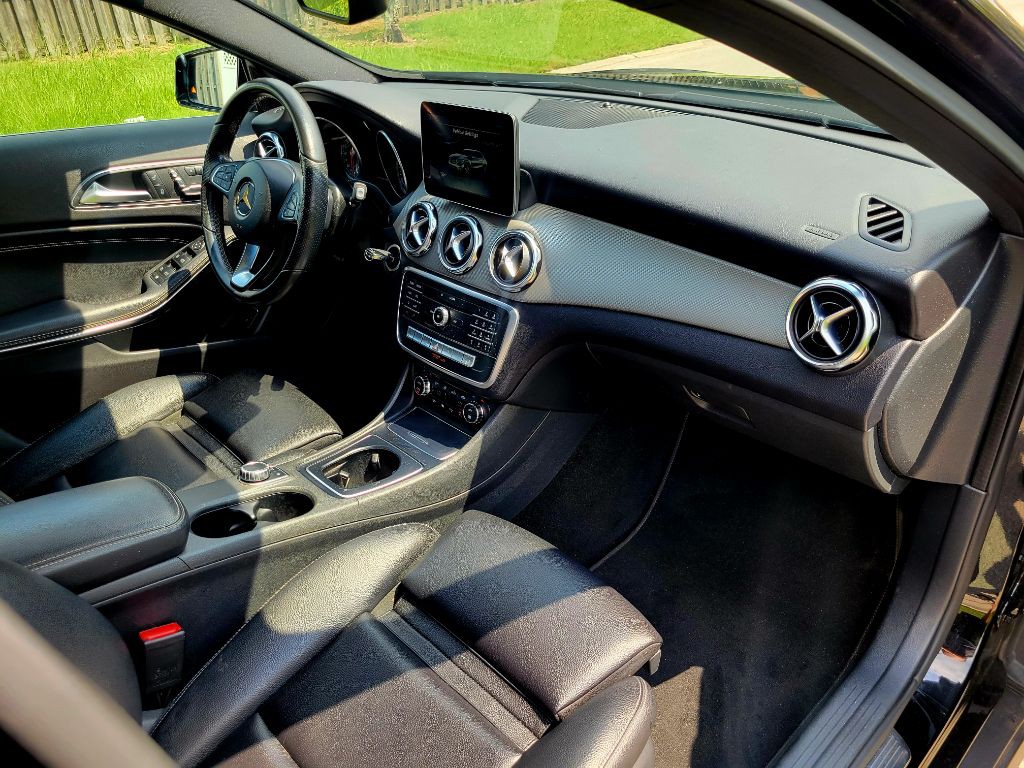 2018 Mercedes-Benz GLA-Class Image 10