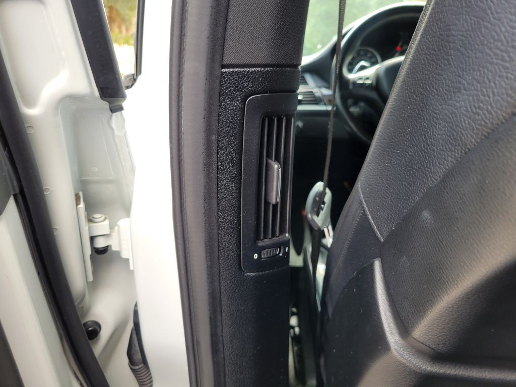 2013 BMW X5 Image 16