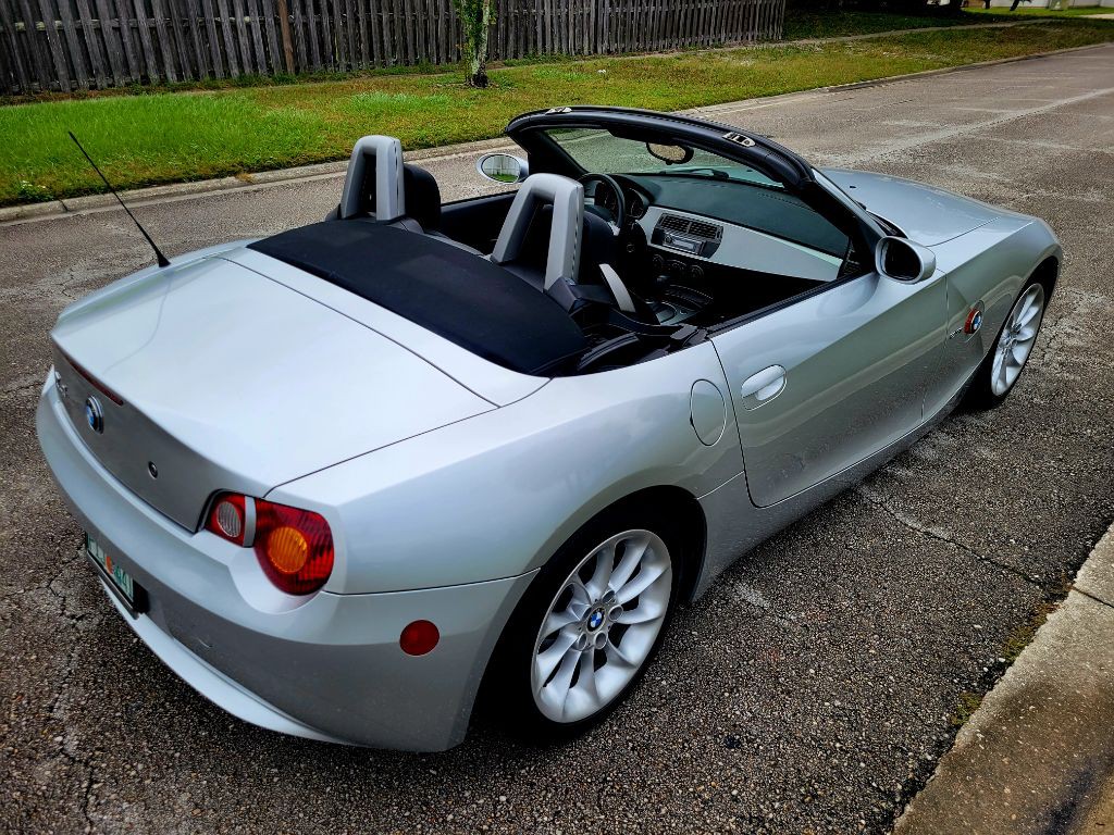 2004 BMW Z4 Image 7