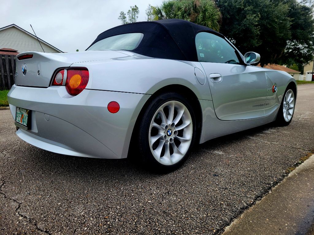 2004 BMW Z4 Image 19
