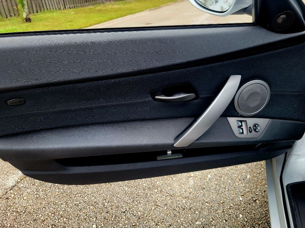 2004 BMW Z4 Image 26
