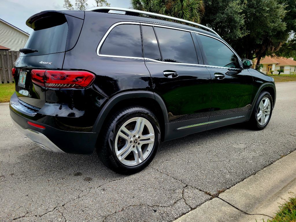 2021 Mercedes-Benz GLB Image 4
