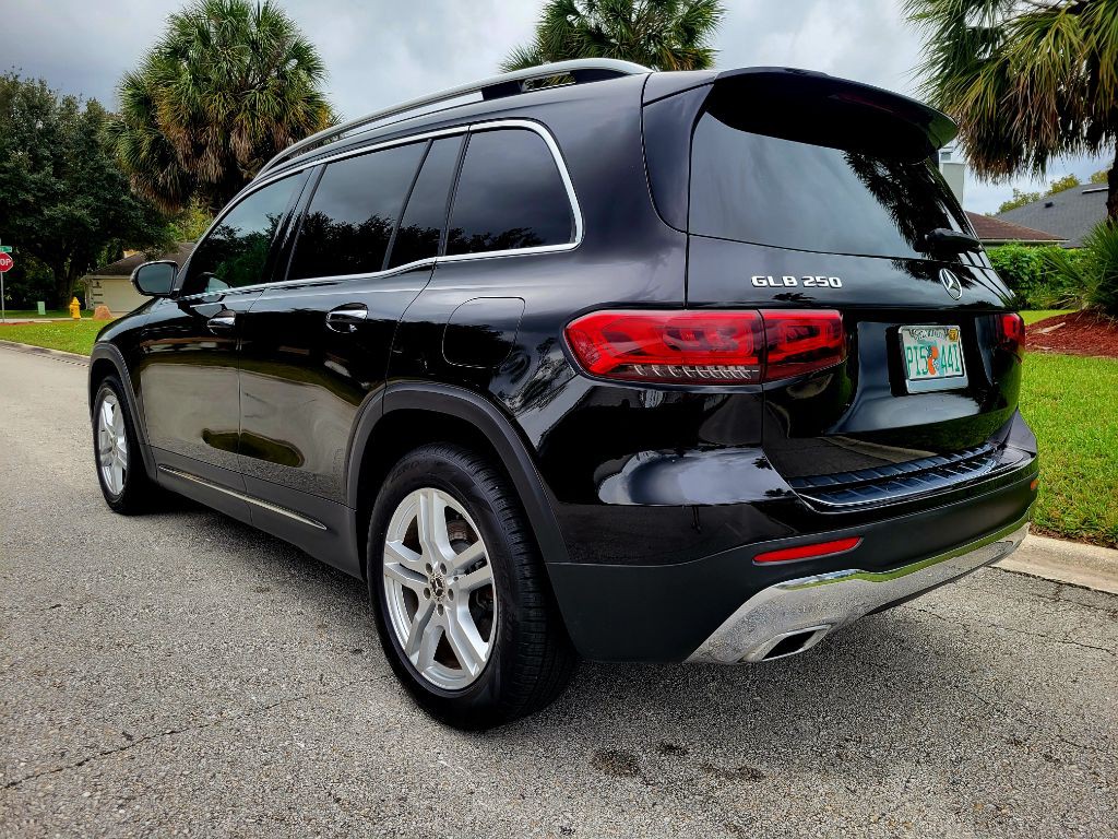 2021 Mercedes-Benz GLB Image 6