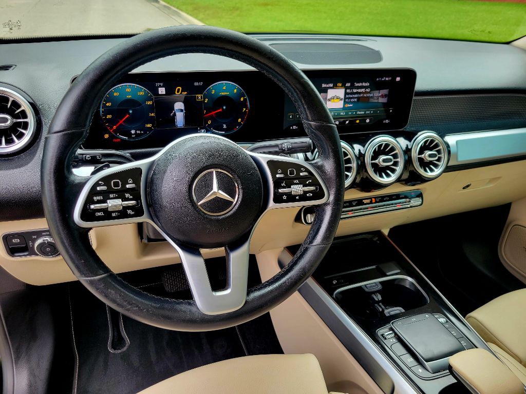 2021 Mercedes-Benz GLB Image 9