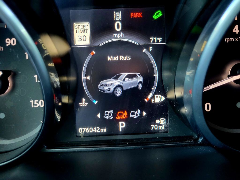 2017 Land Rover Discovery Sport Image 29