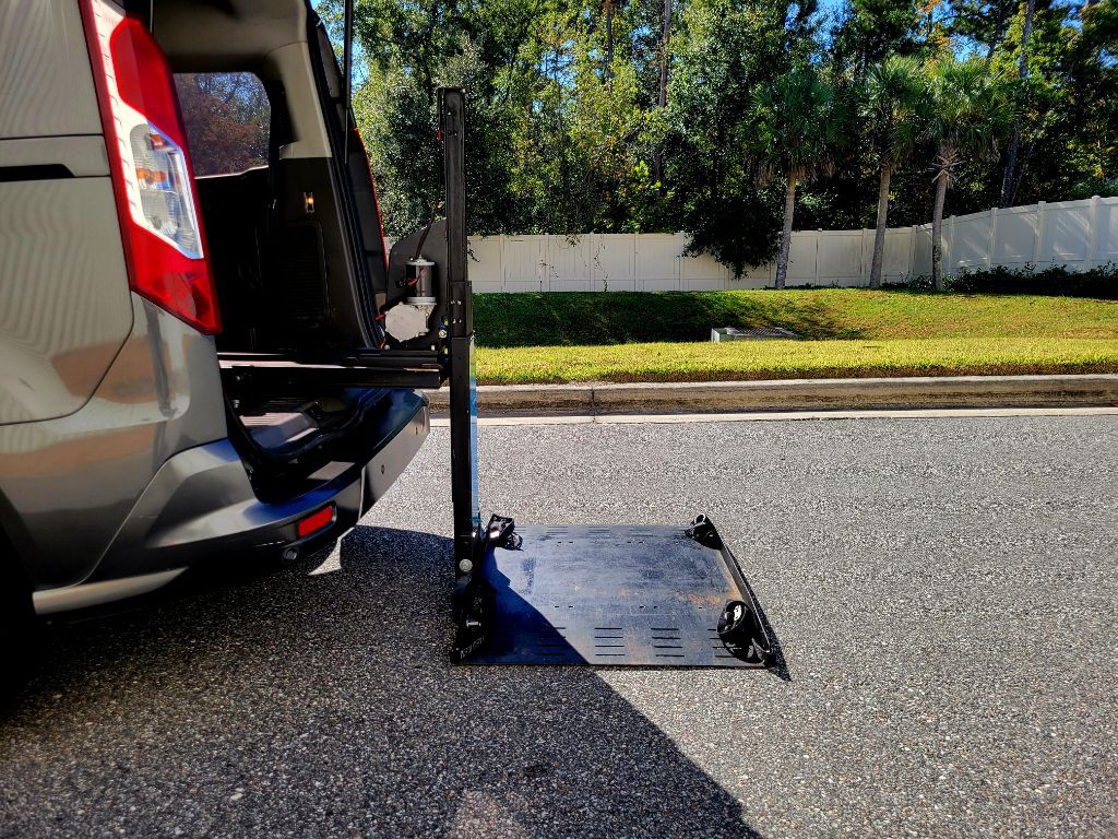 2019 Ford Transit Connect Image 2