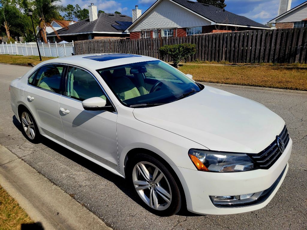 2013 Volkswagen Passat Image 5