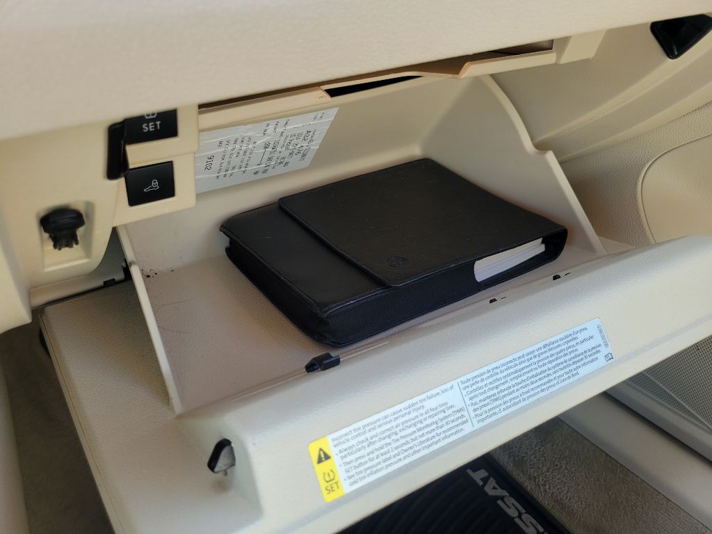 2013 Volkswagen Passat Image 17