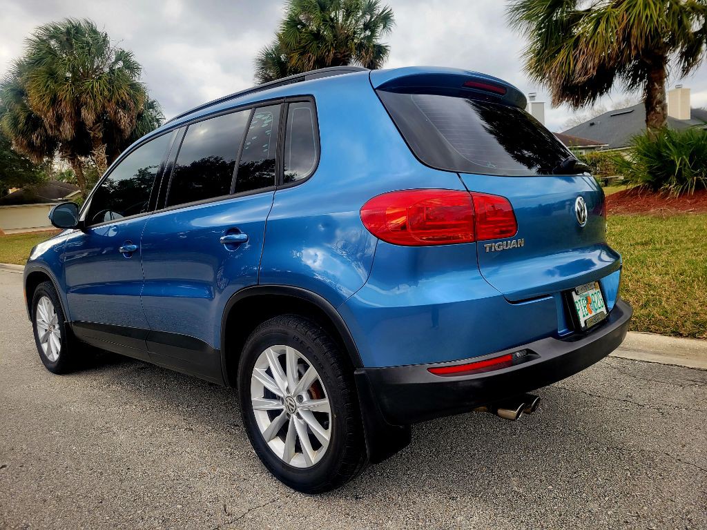2017 Volkswagen Tiguan Image 3