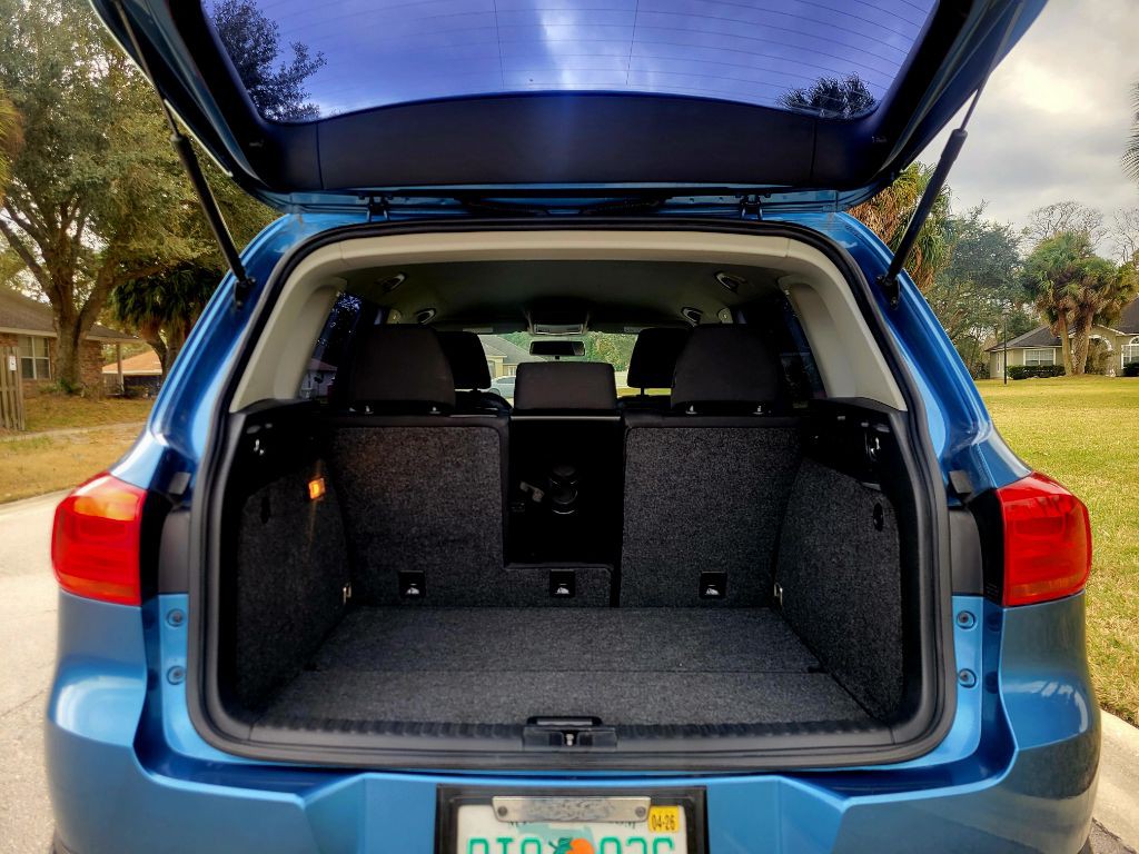 2017 Volkswagen Tiguan Image 8