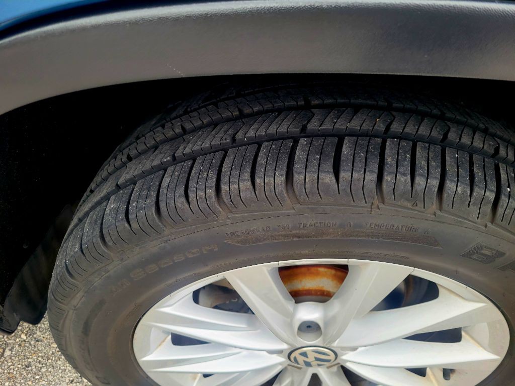 2017 Volkswagen Tiguan Image 13