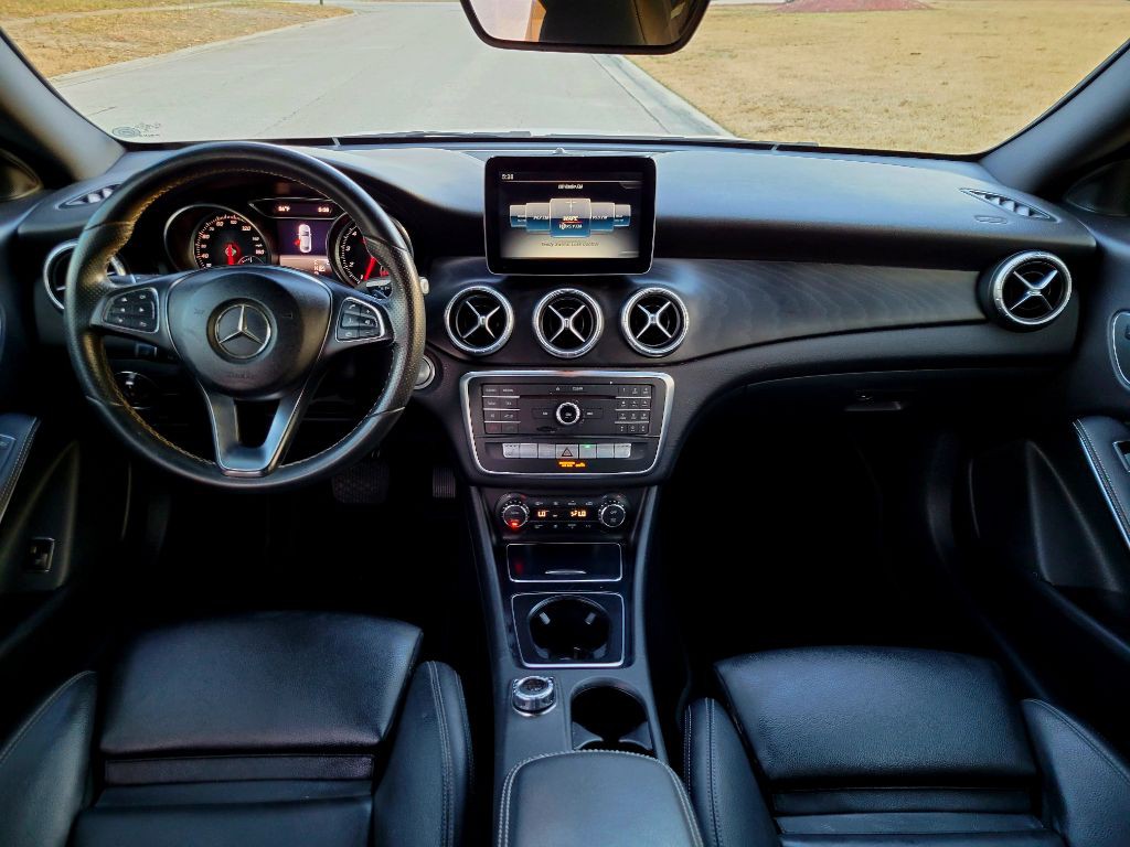 2018 Mercedes-Benz CLA-Class Image 3