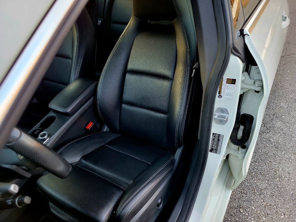 2018 Mercedes-Benz CLA-Class Image 13