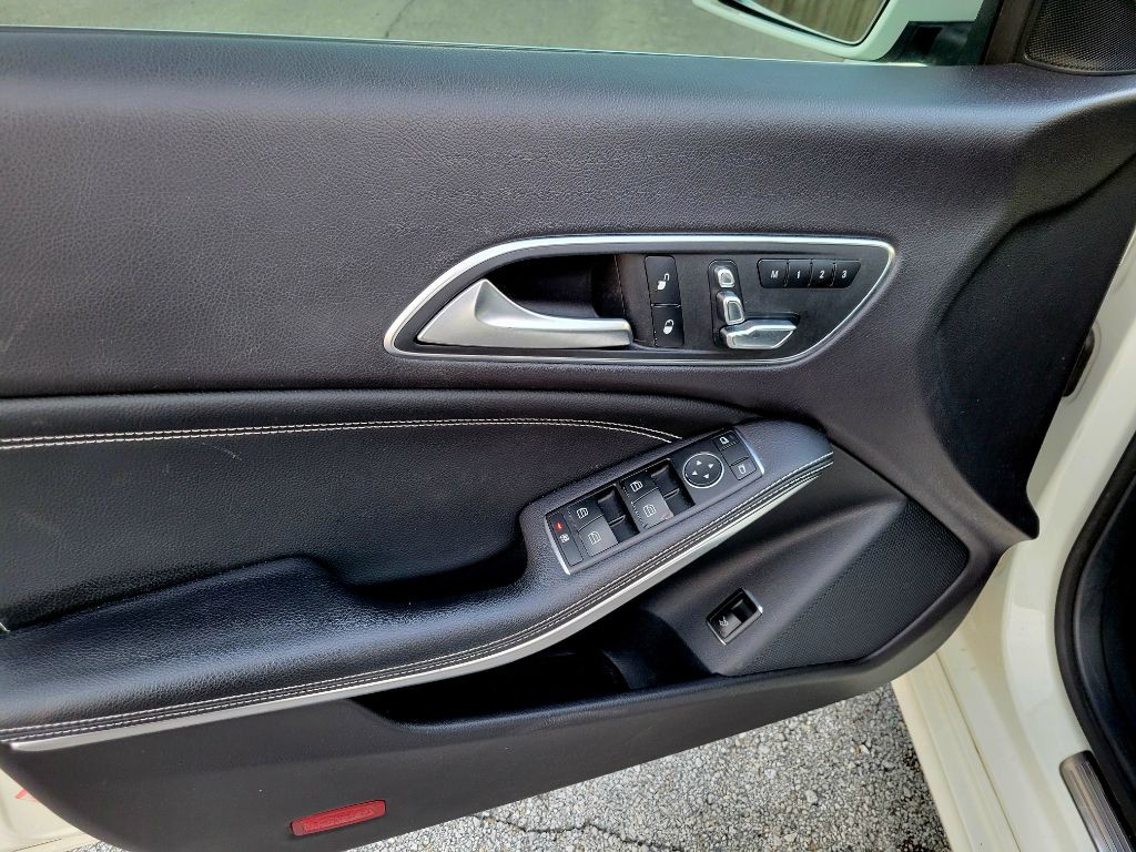 2018 Mercedes-Benz CLA-Class Image 14