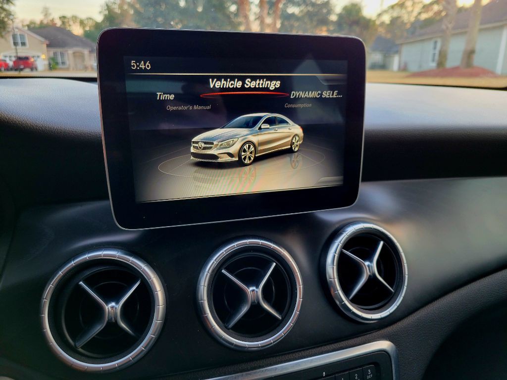 2018 Mercedes-Benz CLA-Class Image 22